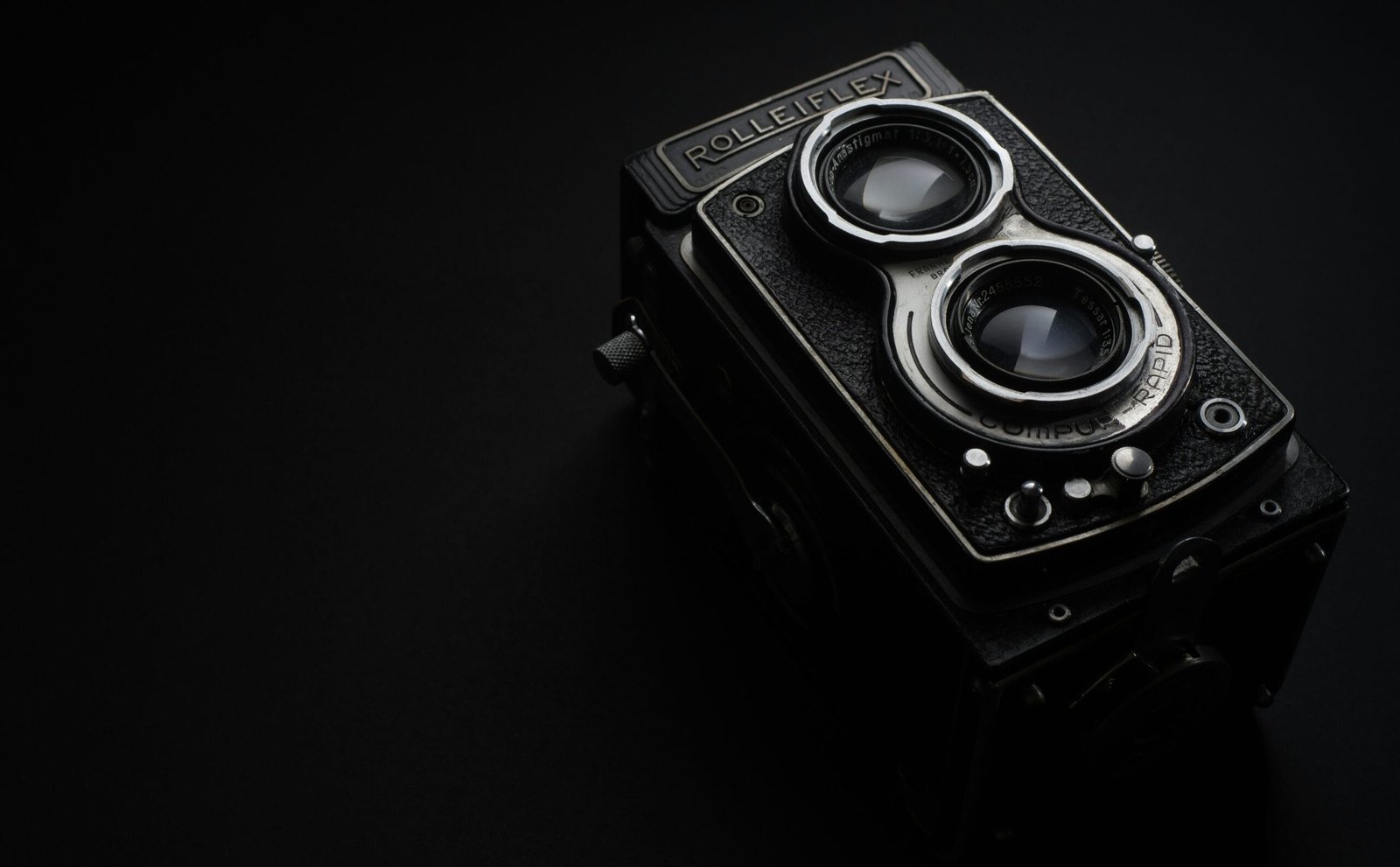 Read more about the article A Comprehensive Analysis of Image Formats: Technical Perspectives, Applications, and Trade-offs
